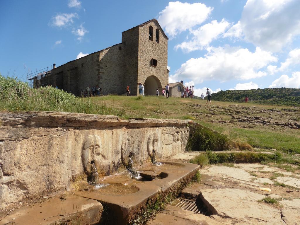 Albergue De Yebra Yebra de Basa Exterior photo